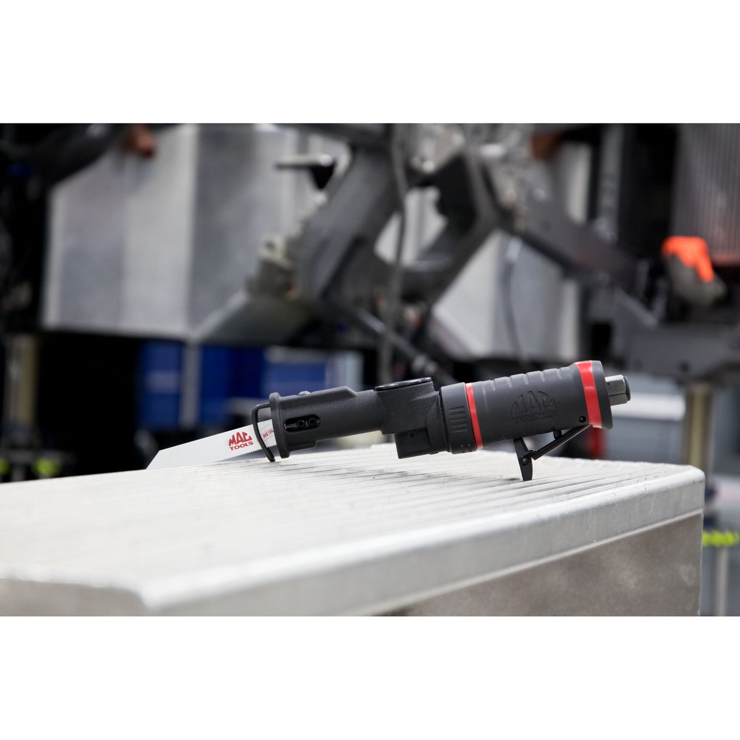 Heavy-Duty Geared Air Saw